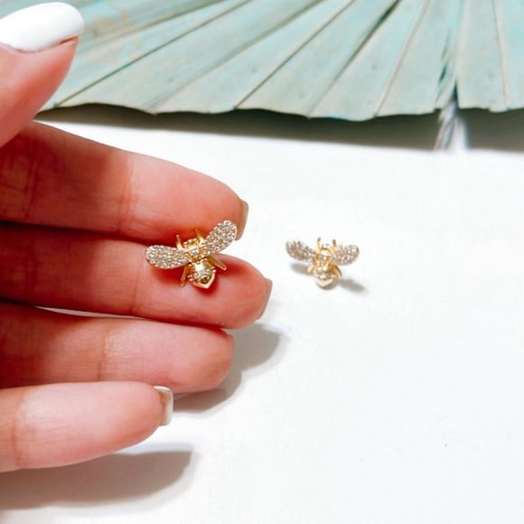 Bees stud earrings #168 - Picture 3 of 4